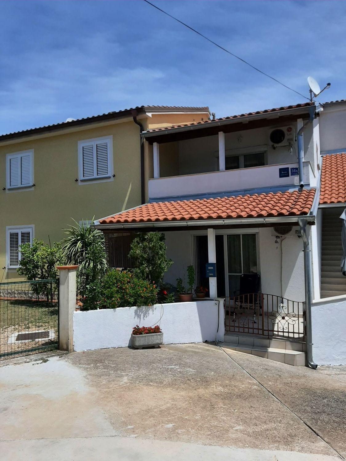 Apartments With A Parking Space Cizici, Krk - 15415 Malinska Exterior foto